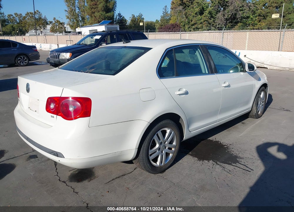 2007 VOLKSWAGEN JETTA 2.5 VIN: 3VWSG71K57M010623