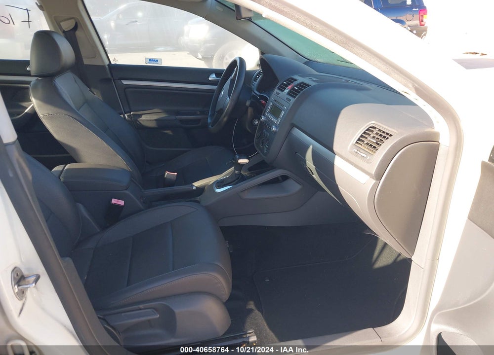 2007 VOLKSWAGEN JETTA 2.5 VIN: 3VWSG71K57M010623