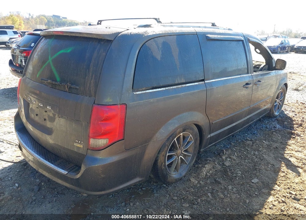 2017 DODGE GRAND CARAVAN SXT VIN: 2C4RDGCG4HR567262