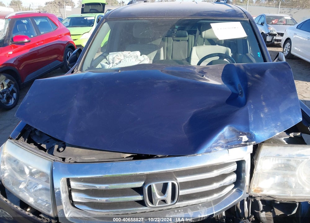 2013 HONDA PILOT EX VIN: 5FNYF4H42DB068985