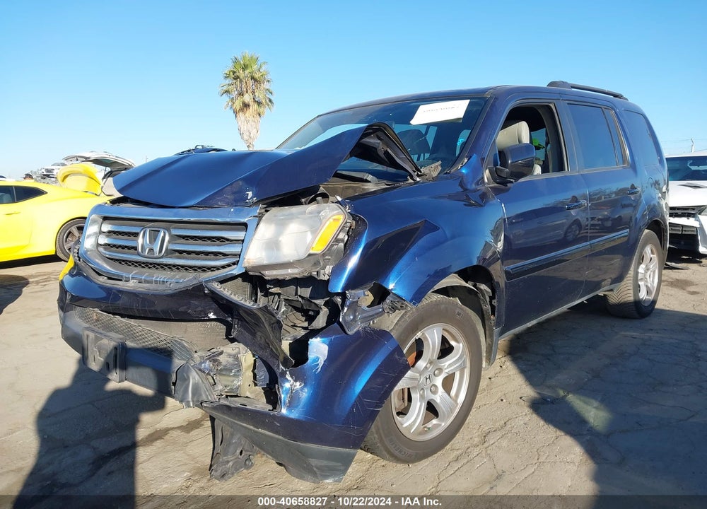 2013 HONDA PILOT EX VIN: 5FNYF4H42DB068985