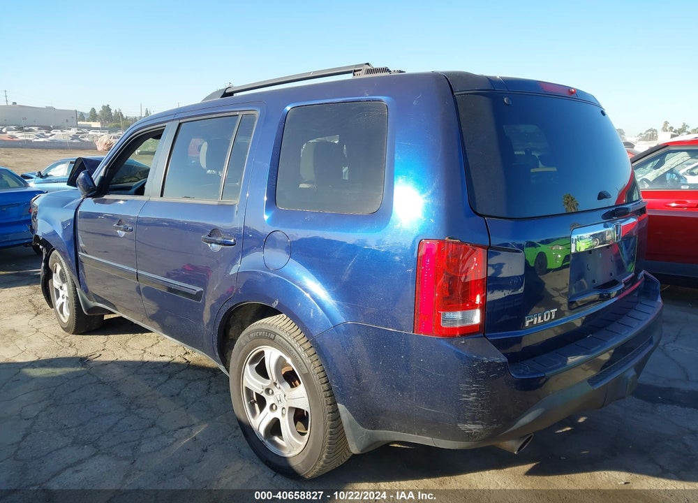 2013 HONDA PILOT EX VIN: 5FNYF4H42DB068985