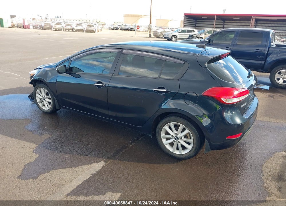 2017 KIA FORTE LX VIN: KNAFK5A82H5687838