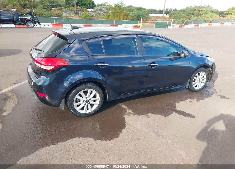 2017 KIA FORTE LX VIN: KNAFK5A82H5687838