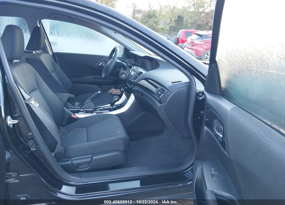 2017 HONDA ACCORD LX VIN: 1HGCR2F38HA295095