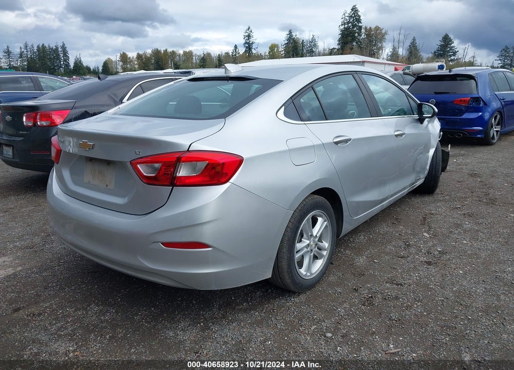 2018 CHEVROLET CRUZE LT AUTO VIN: 1G1BE5SMXJ7111745