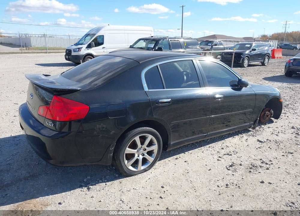2005 INFINITI G35X VIN: JNKCV51FX5M308810