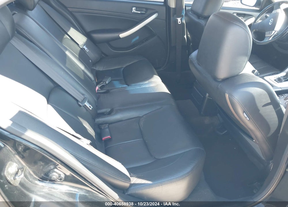 2005 INFINITI G35X VIN: JNKCV51FX5M308810