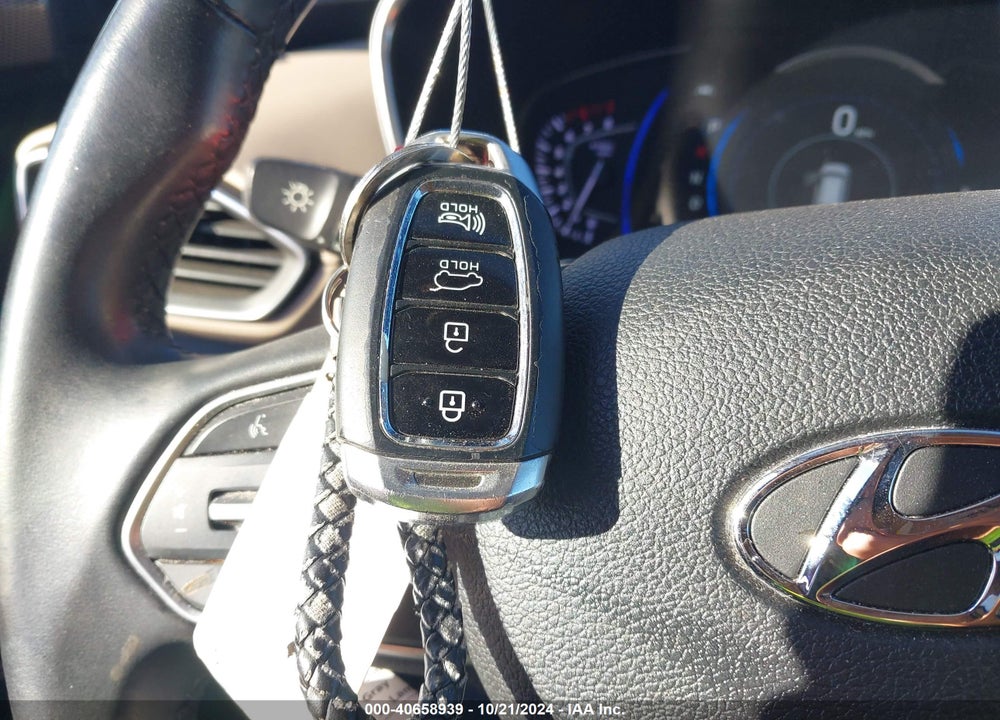 2020 HYUNDAI SANTA FE SEL VIN: 5NMS33AD8LH293587