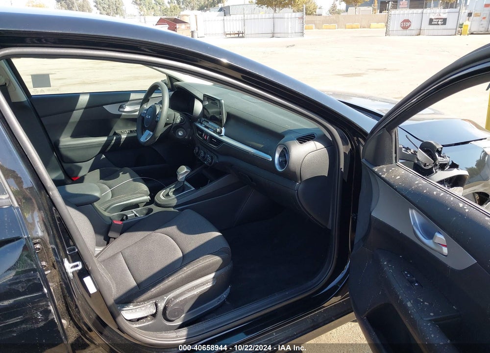 2024 KIA FORTE LXS VIN: 3KPF24AD9RE840506
