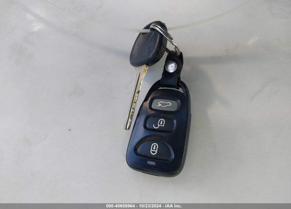 2006 HYUNDAI SONATA GLS V6/LX V6 VIN: 5NPEU46F86H016455
