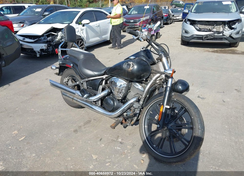 2010 KAWASAKI VN900 C VIN: JKAVN2C17AA038662