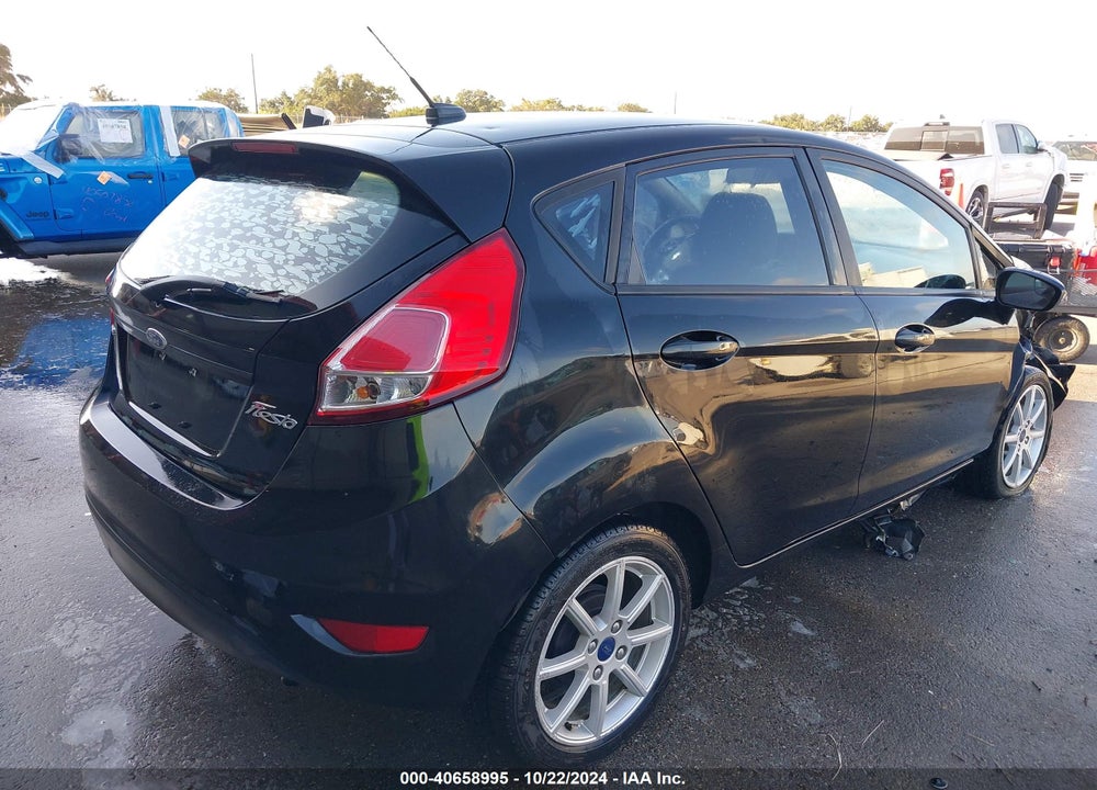 2015 FORD FIESTA SE VIN: 3FADP4EJ5FM110589