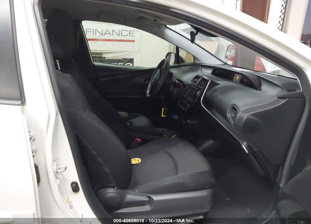 2019 TOYOTA PRIUS LE VIN: JTDL9RFU5K3003740