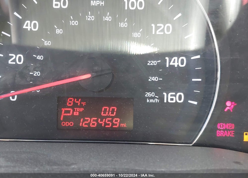 2015 KIA SORENTO LX V6 VIN: 5XYKTDA70FG605321