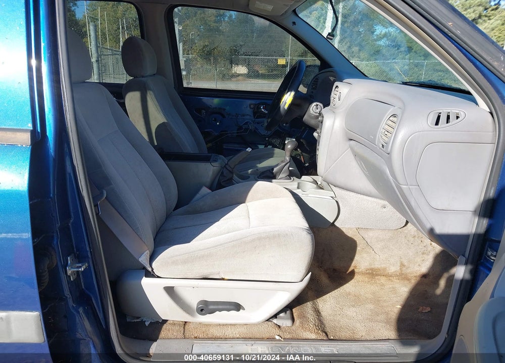 2005 CHEVROLET TRAILBLAZER LS VIN: 1GNDS13SX52119840