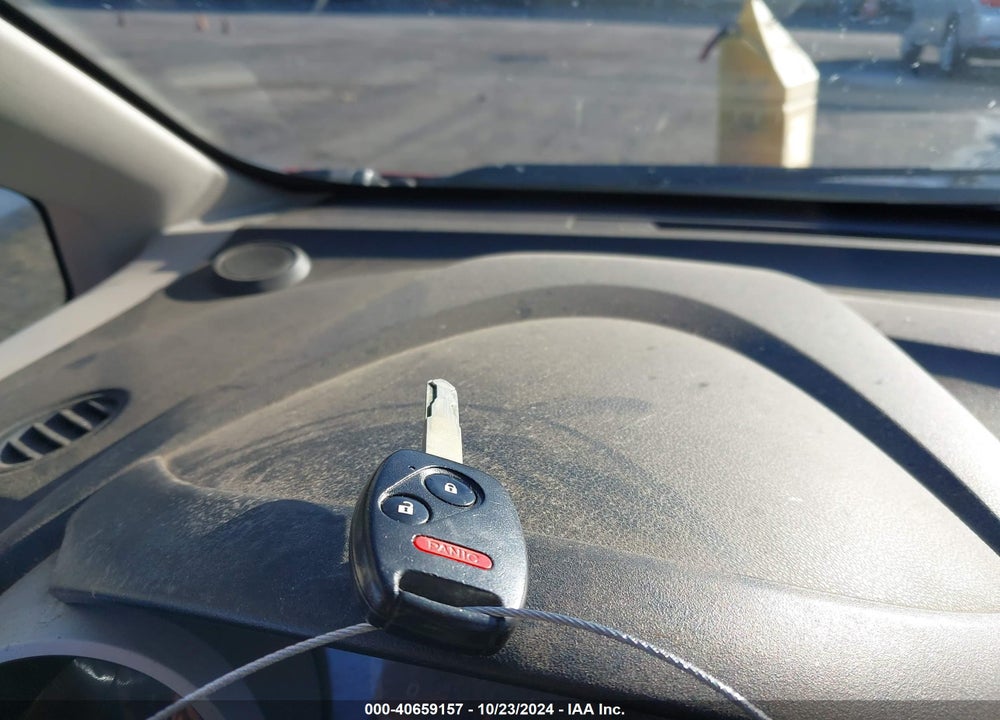 2013 HONDA FIT VIN: JHMGE8G36DC023610