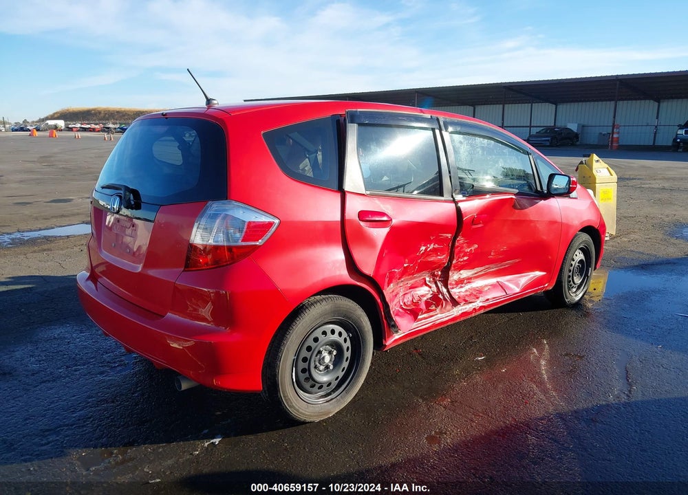 2013 HONDA FIT VIN: JHMGE8G36DC023610