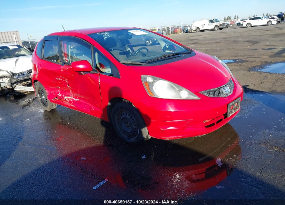 2013 HONDA FIT VIN: JHMGE8G36DC023610