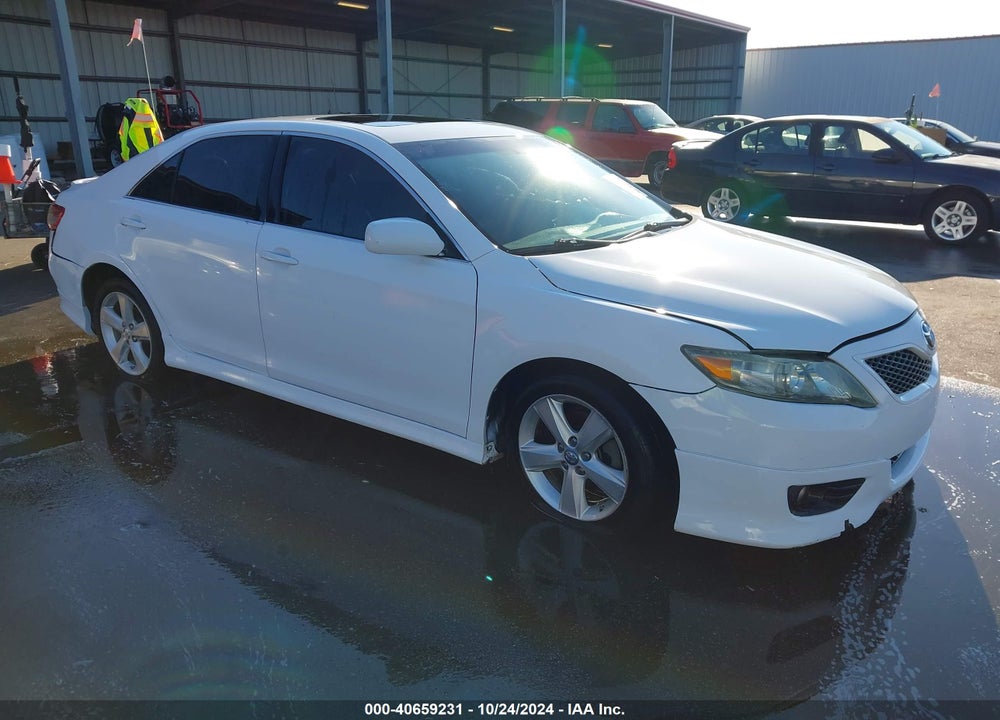 2011 TOYOTA CAMRY SE VIN: 4T1BF3EK4BU717950