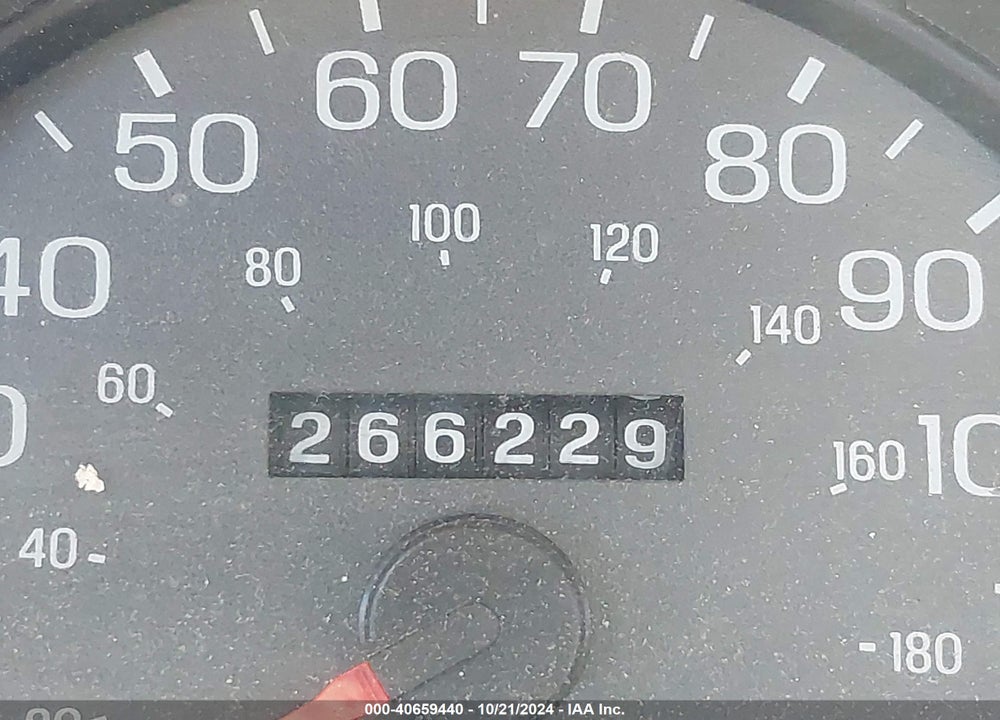 2004 MERCURY GRAND MARQUIS LS VIN: 2MEFM75W84X650656