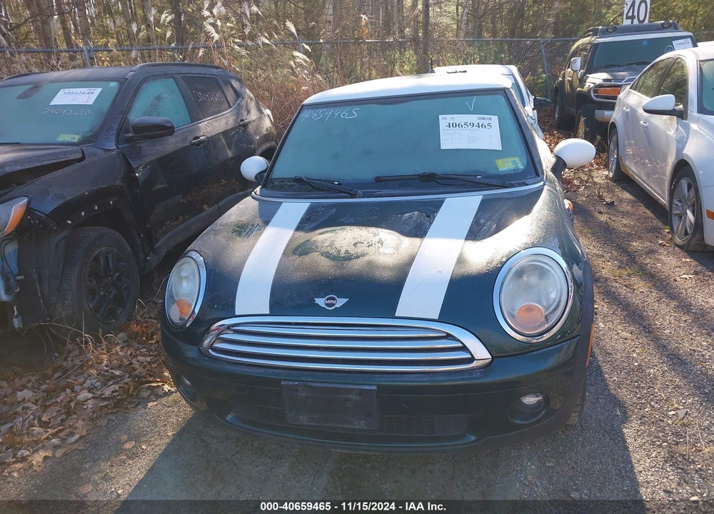 2010 MINI COOPER VIN: WMWMF3C53ATZ26799