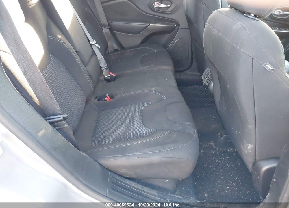 2020 JEEP CHEROKEE LATITUDE FWD VIN: 1C4PJLCB8LD503234
