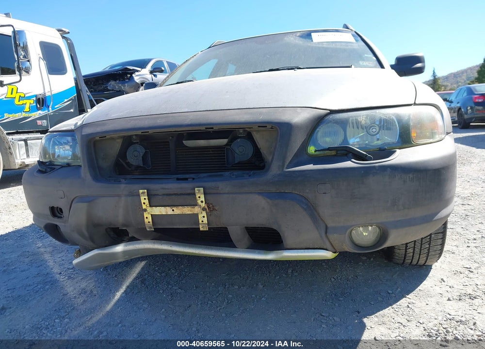 2004 VOLVO XC70 2.5T VIN: YV1SZ59H741169477