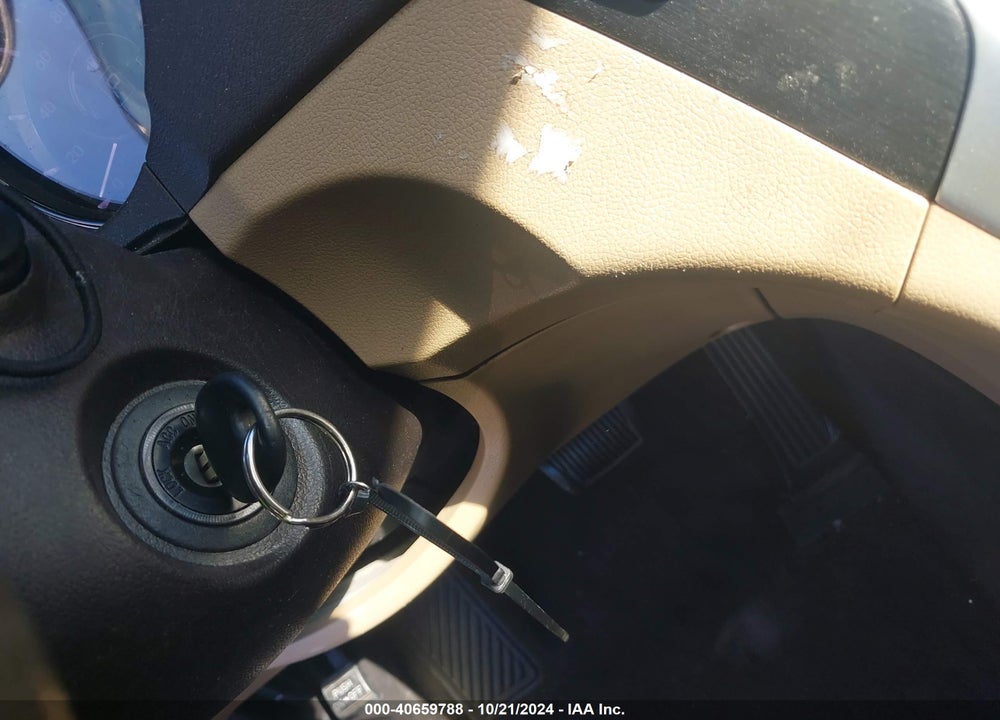 2013 HYUNDAI SONATA GLS VIN: 5NPEB4AC0DH563221