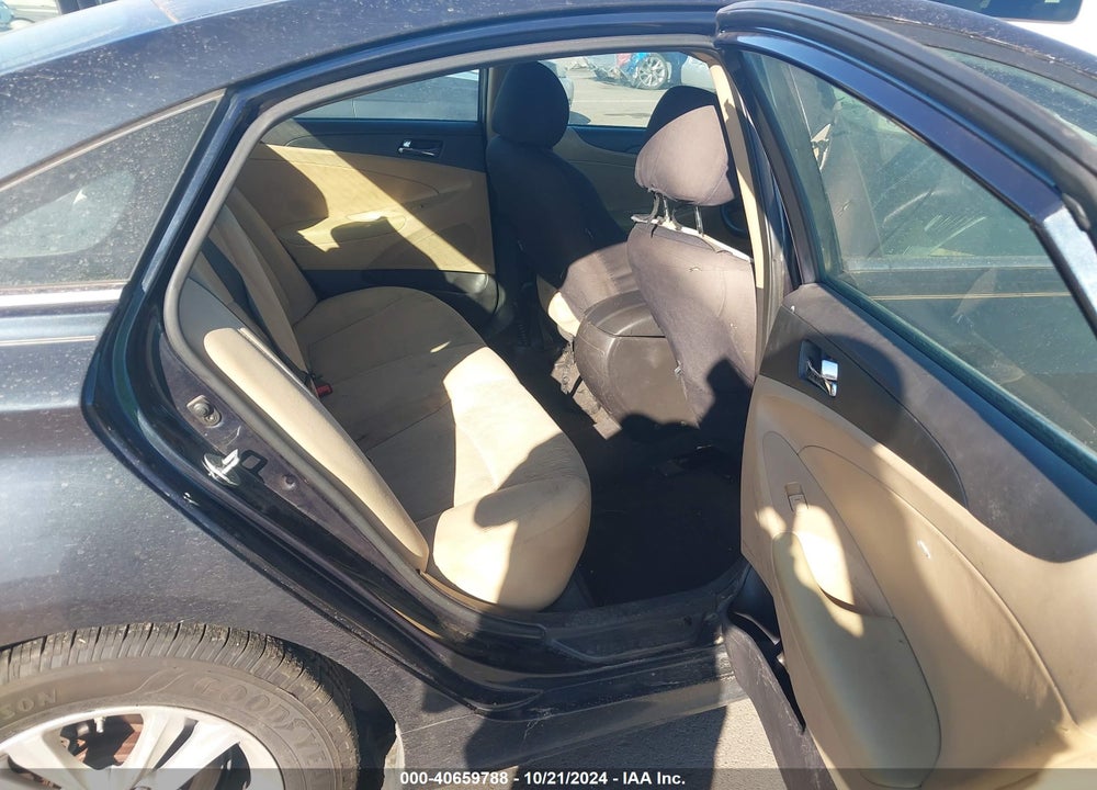 2013 HYUNDAI SONATA GLS VIN: 5NPEB4AC0DH563221