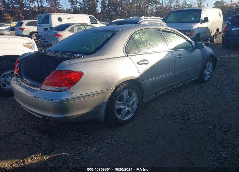 2007 ACURA RL 3.5 VIN: JH4KB16677C004820