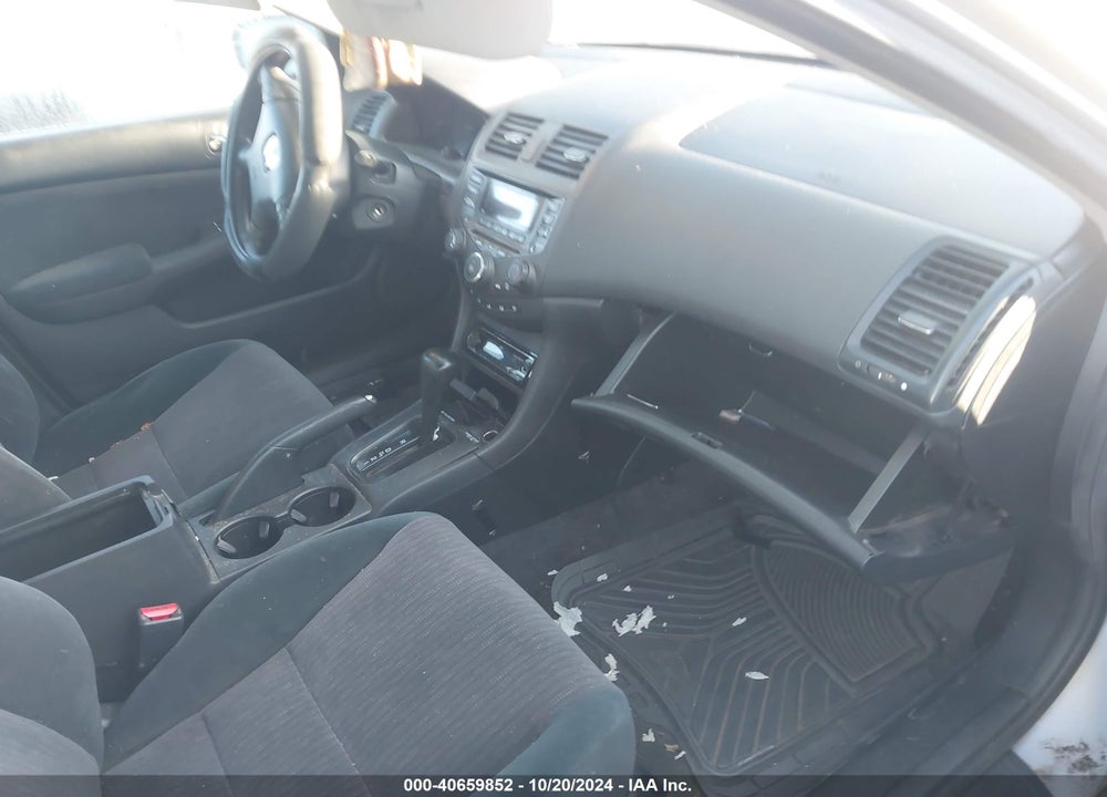 2003 HONDA ACCORD 3.0 LX VIN: 1HGCM66373A086199