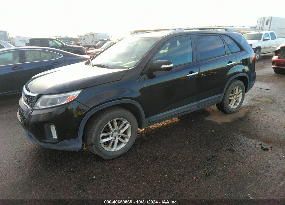 2015 KIA SORENTO LX V6 VIN: 5XYKT4A79FG578524