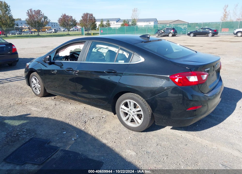 2017 CHEVROLET CRUZE LT AUTO VIN: 1G1BE5SM7H7162534