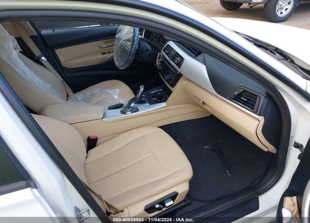 2018 BMW 320I VIN: WBA8E1G59JNU93075