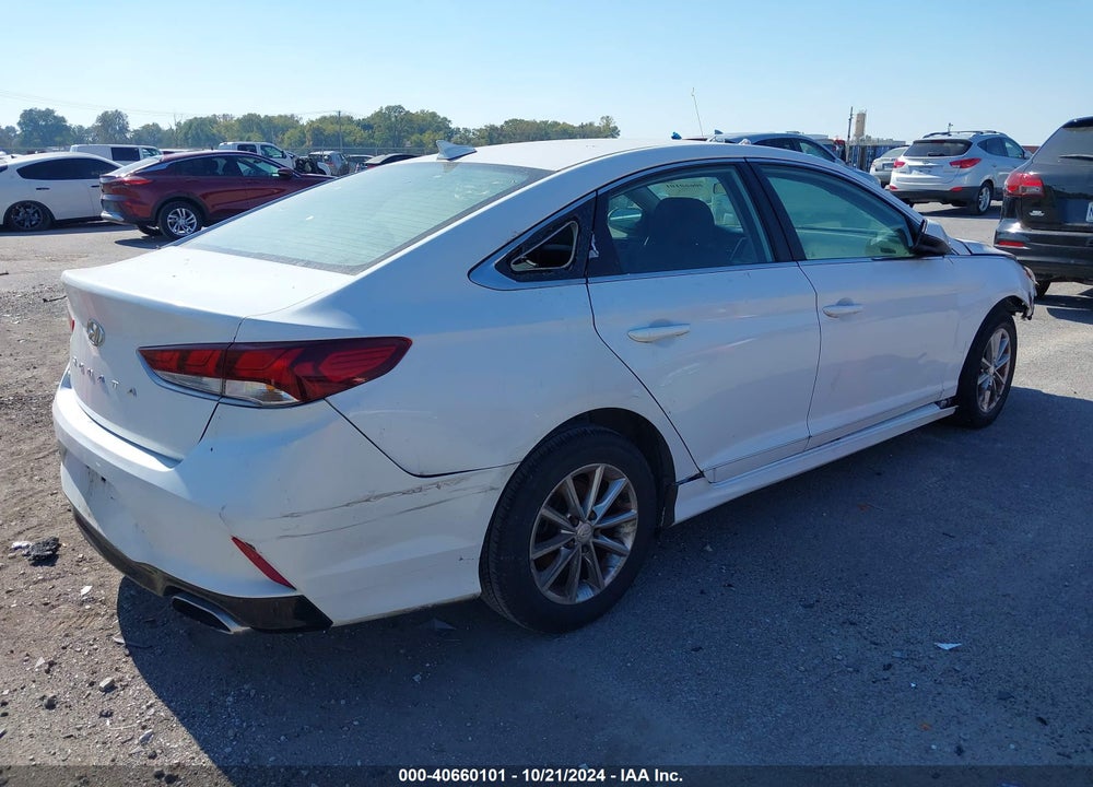 2018 HYUNDAI SONATA VIN: 5NPE24AF1JH724889