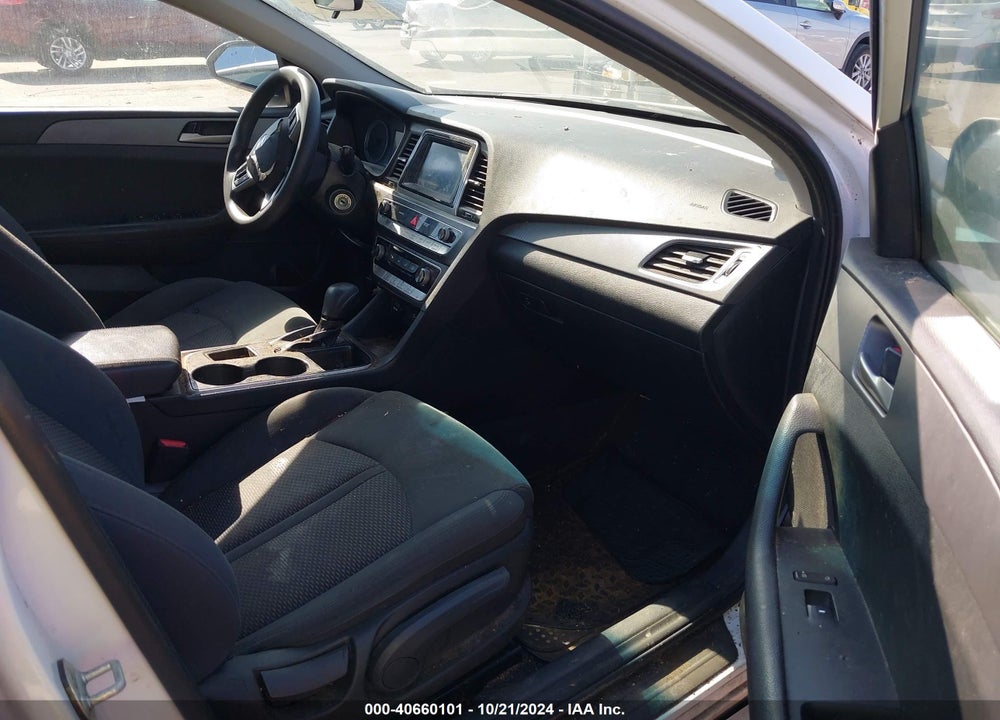 2018 HYUNDAI SONATA VIN: 5NPE24AF1JH724889