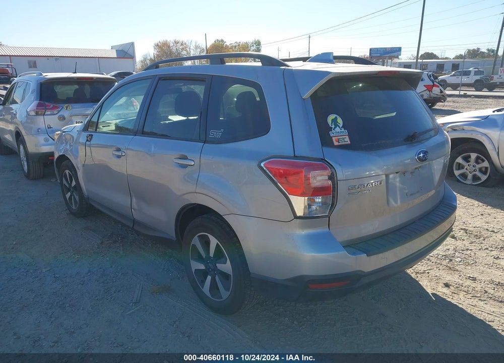 2017 SUBARU FORESTER 2.5I PREMIUM VIN: JF2SJAEC9HH572391