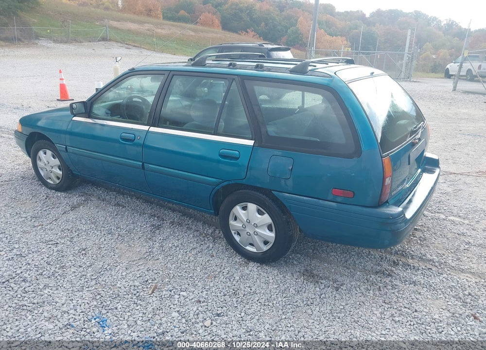 1996 FORD ESCORT LX VIN: 1FASP15J9TW148568