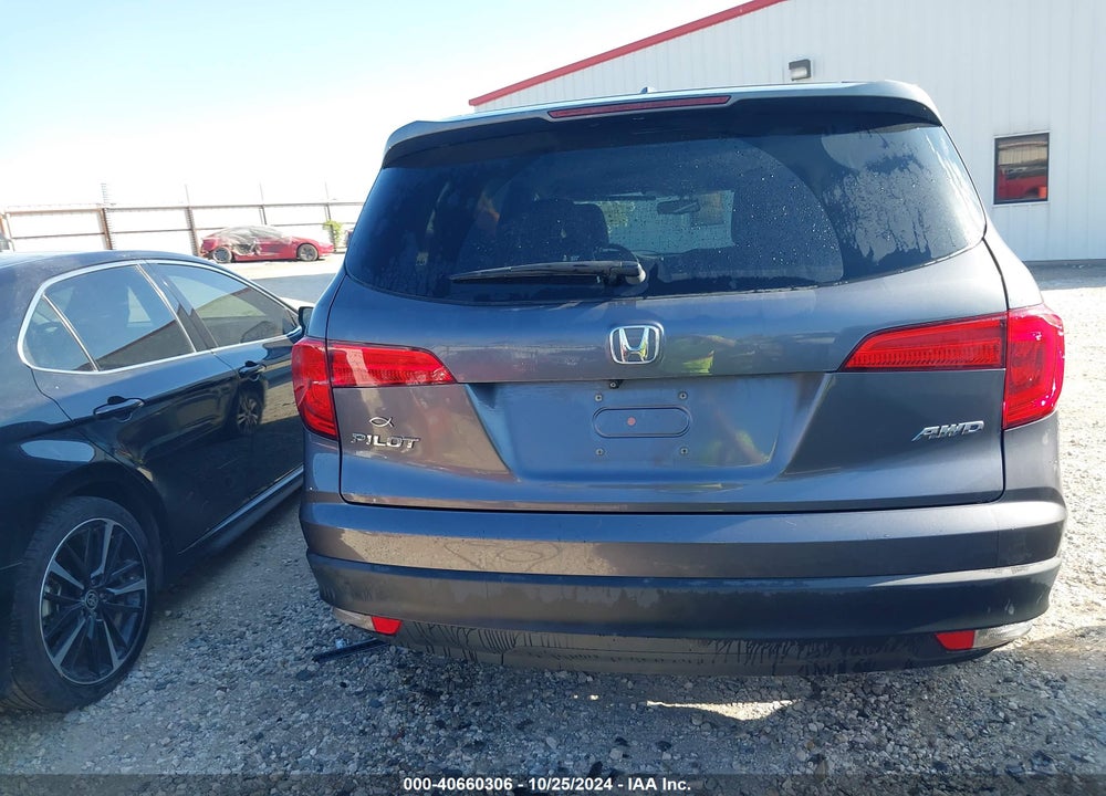 2018 HONDA PILOT EX-L VIN: 5FNYF6H53JB006947
