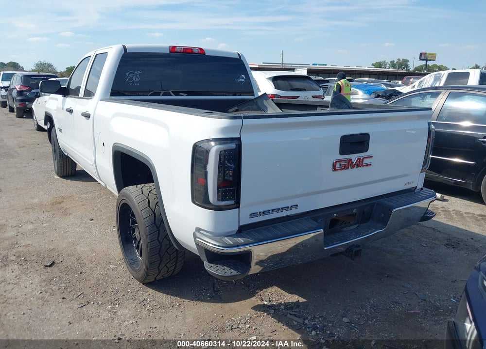 2015 GMC SIERRA 1500 SLE VIN: 1GTR1UEC9FZ428619