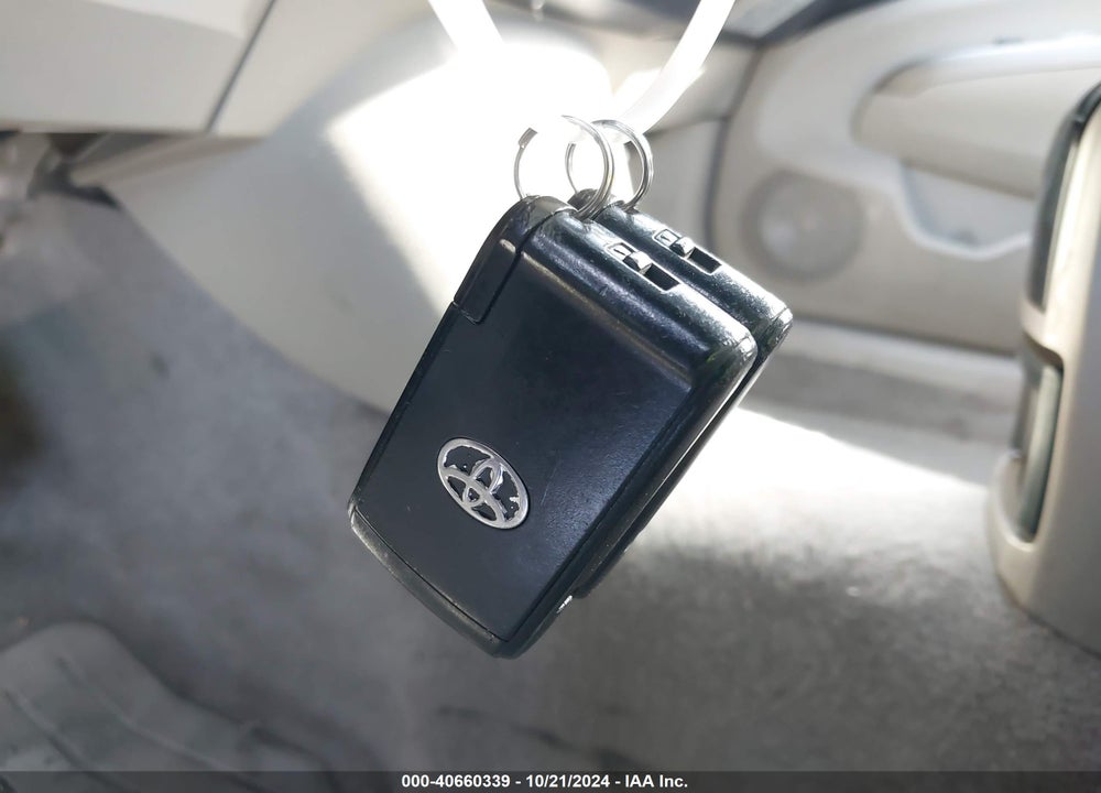 2007 TOYOTA PRIUS VIN: JTDKB20U977551191