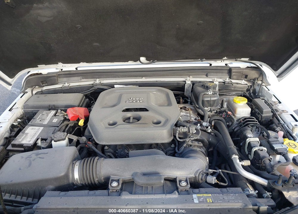 2018 JEEP WRANGLER UNLIMITED SAHARA 4X4 VIN: 1C4HJXEN1JW201076