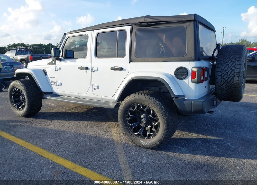2018 JEEP WRANGLER UNLIMITED SAHARA 4X4 VIN: 1C4HJXEN1JW201076