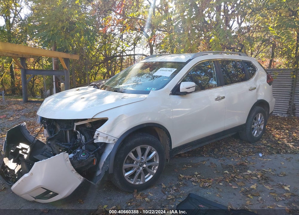 2019 NISSAN ROGUE SV VIN: 5N1AT2MV2KC704758