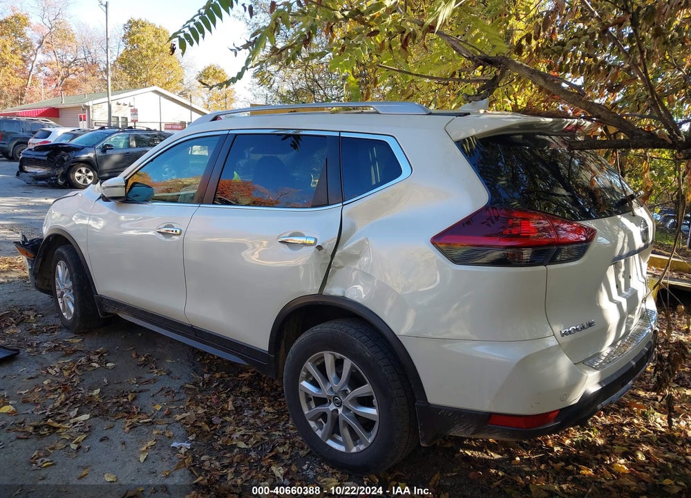 2019 NISSAN ROGUE SV VIN: 5N1AT2MV2KC704758