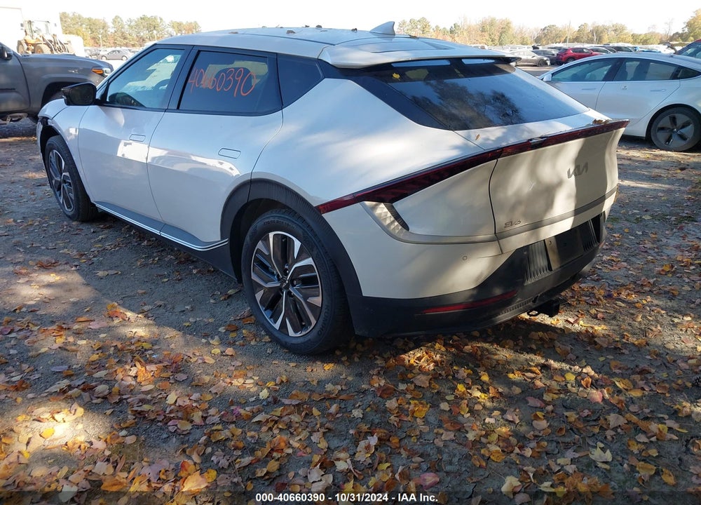2022 KIA EV6 LIGHT VIN: KNDC34LBXN5059978