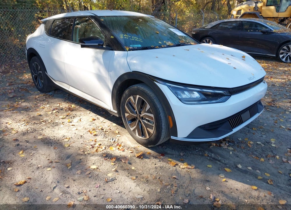 2022 KIA EV6 LIGHT VIN: KNDC34LBXN5059978
