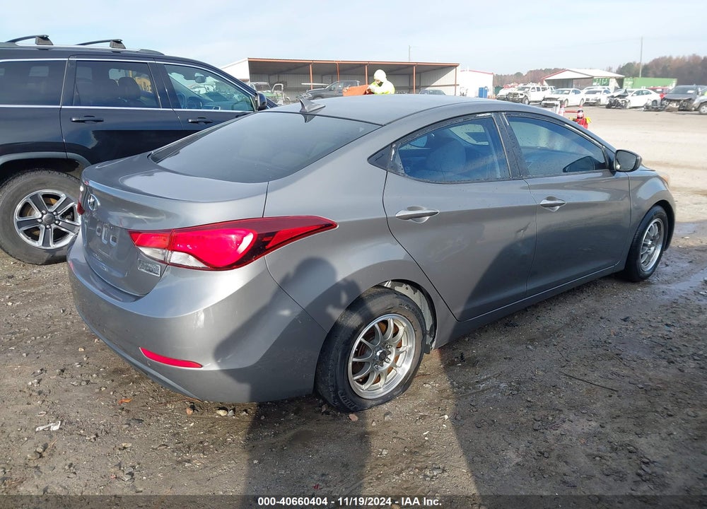 2014 HYUNDAI ELANTRA SE VIN: 5NPDH4AE2EH493346