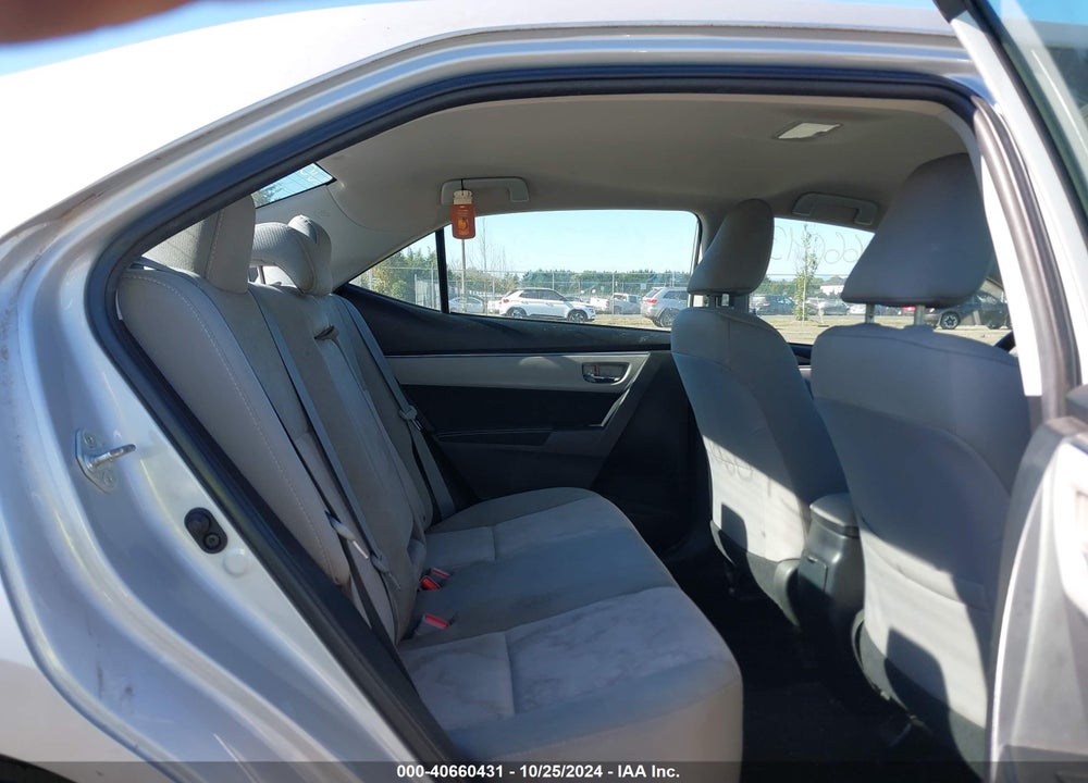 2015 TOYOTA COROLLA VIN: 2T1BURHE9FC405130